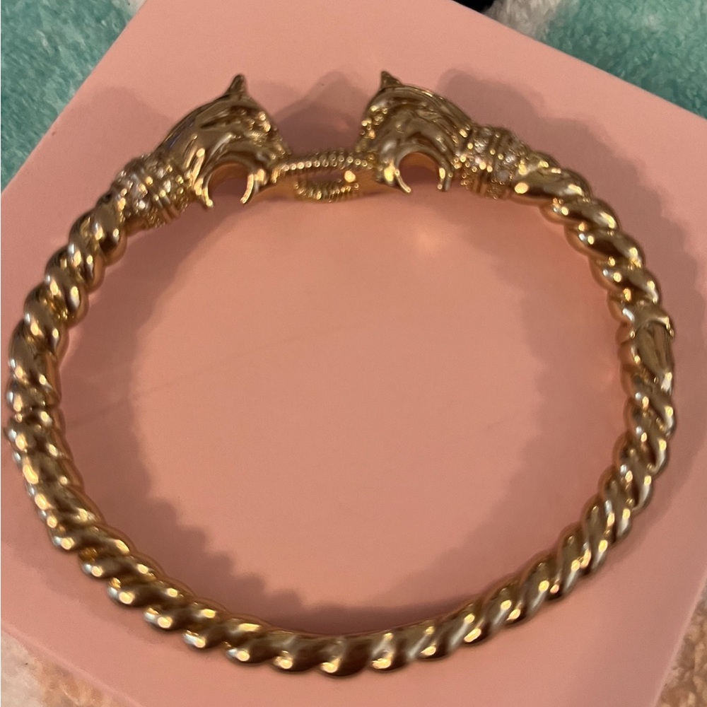 Vintage Stella & Dot Gold Tone Panther Hinged Bangle Bracelet Pretty! Like New